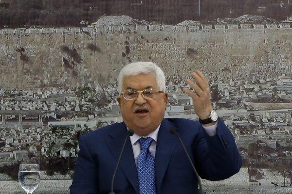 خالفة الرئيس محمود عباس جهاد حرب