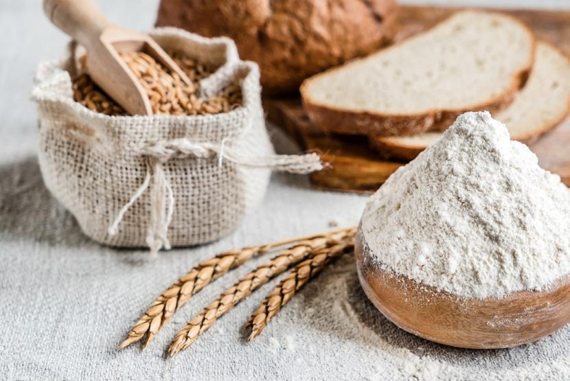 Wheat FACTS 486 million tons used for human consumption 730 million tons produced 222 million hectares harvested Pristine French Style Bakery Flour (T55) دقيق بريستين للمعج نات فرنسي الطابع
