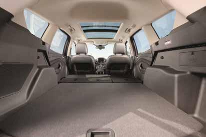 إسكيب Safety first السالمة أو ال The ESCAPE comes equipped with 7 airbags, including side-curtain airbags, to offer you 360 degrees of protection for both front and backseat passengers.