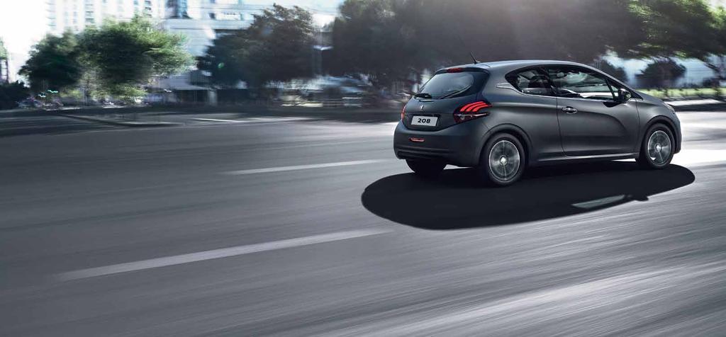 Sporty, streamlined style At the front, the bumper has sharper, sturdier and more precise lines. The wider front grille and its thicker surround are fully integrated into the bumper.