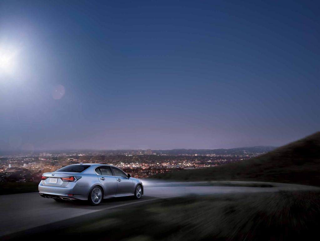 الطرازان :GS 350/GS 200t استجابة مثالية غير مسبوقة قدرة ديناميكية مفاتيح لتحويل التروس على عجلة القيادة هذه السيارة الصالون ذات األداء الديناميكي والتي تتمي ز بقيادة سلسة وممتعة جد ا مجهزة بمحر ك 6V