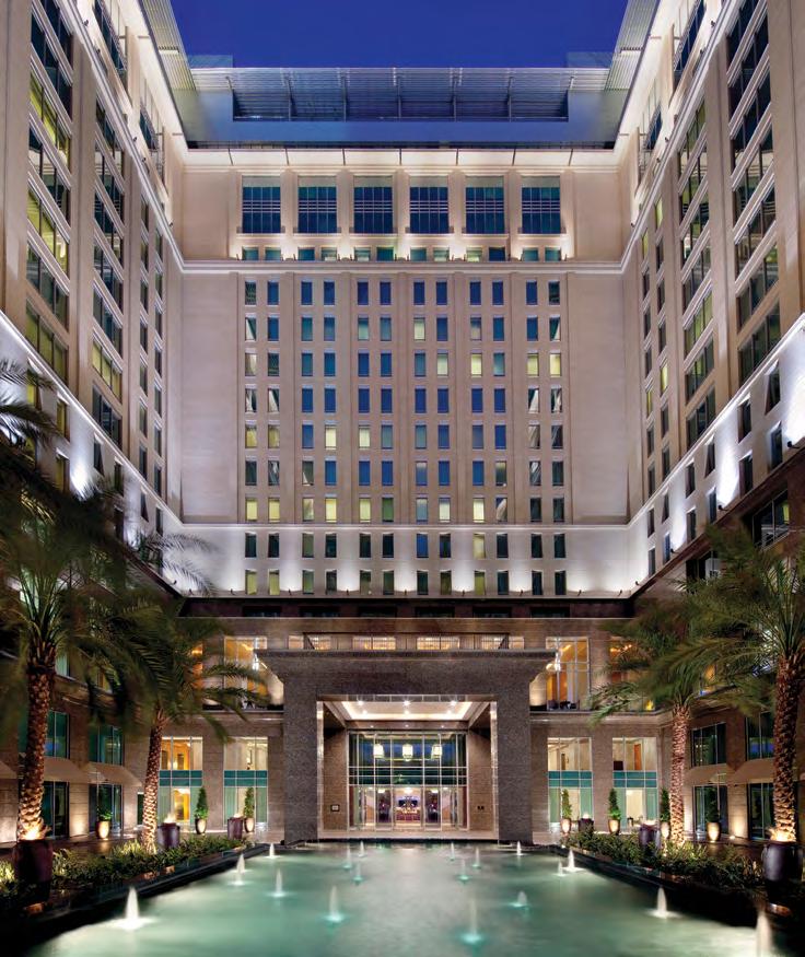تبدأ مغامرتك معنا با قامة فاخرة في فندق الريتز كارلتون - مركز دبي المالي العالمي في أكثر المدن حيوية في العالم.