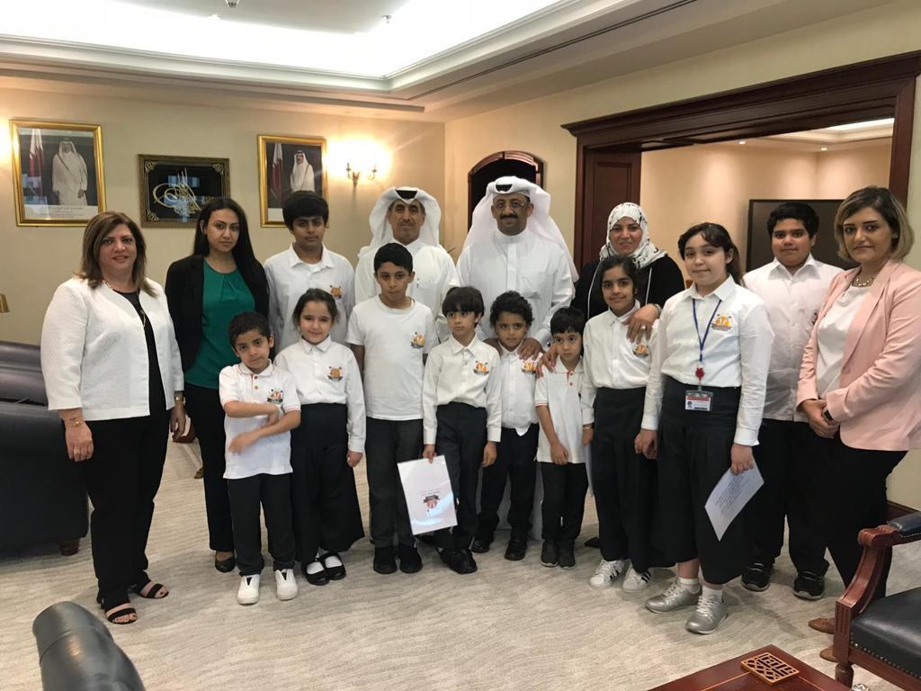 AMIS Visit to the Ministry of Education and Higher Education On the occasion of the Teacher s Day in October, Al Manar International School Management and students from all campuses visited the