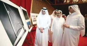 وسعادة الشيخ طال بن خالد آل ثاني ولفيف من المهتمين بفنون التصوير الضوئي وعدد من الفنانين حول العالم.