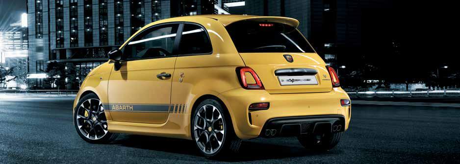 alloy wheels, Abarth side stickers in Tar Cold Grey. An Abarth with no compromises. WEIGHT TO POWER RATIO 5,9 kg/hp ACCELERATION 0 100 km/h 6,9 sec.