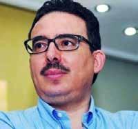 توفيق بوعرشين Taoufiq Bouacherine, Journaliste et directeur de publication du quotidien Akhbar Al Yaoum, il a fondé plusieurs journaux.