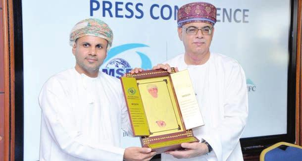 اآلالف من الطيور وبالتايل تعرب منطقة أساسية لهجرة الطيور خاصة خال فصل الشتاء حيث تحط رحالها بعان سعيا للدفء والطعام وبعضها يبقى طوال الشتاء وبعضها اآلخر يواصل مسرته.