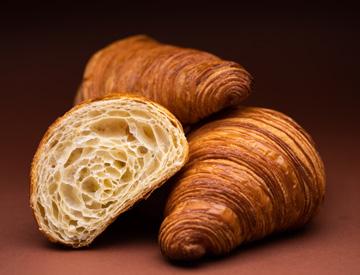 A non-hydrogenated, trans fat free product with high plasticity and non-greasy finish that gives superior mouthfeel & taste. Ideal for pastry, croissant and frozen paratha.