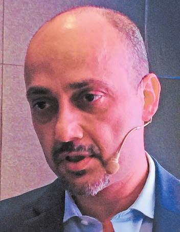 الدم يف مجمع الخالدي الطبي يف عمان الدكتور صالح عبايس.