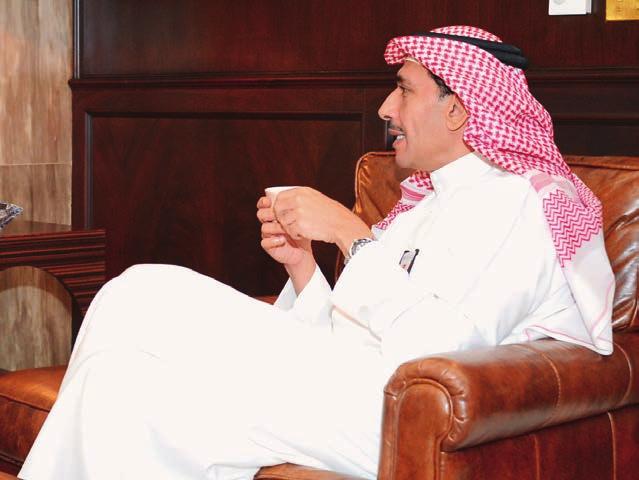 رفاق الدرب اس ترجع الدكتور مازن فقيه الذاكرة بعد ذلك وعاد للهديش عن ا يام الدراس ة في مدارس الشغر النموذجية ورفاق الدراس ة الذين ع ا Uش روه اBن ذاك وذكر منهم من اس تهض رت ذاكرته ا س ماءهم حارش باحارش