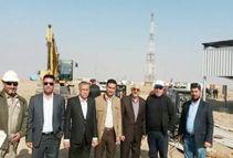 ساهمتهما يف تبليط ال سوارع املحيطة باملنطقة بكلفة تقل ٣٠/.