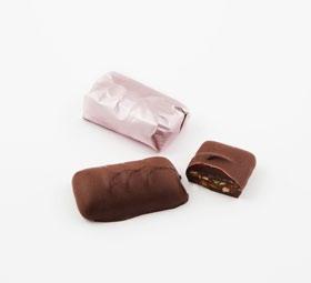 Chocolate Catalogue كتا لو ج ا لشو كو ال كتا لو ج ا لشو كو ال Catalogue Chocolate DELUX 320 DELUX 321 DELUX 322 DELUX 334 DELUX 335 DELUX 336 Lotus Caramel Hazelnut كريب ويفر رول Wafer Roll Crepe