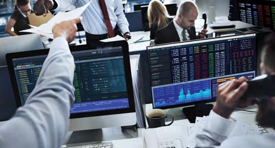 األسهم األكثر تداوال في 'ساكسو بنك' )% من العائدات 2019( 1. شركة أمازون )+14.3%( 2. شركة آبل )+95.3%( 3. مجموعة علي بابا القابضة المحدودة )+43.4%( 4. شركة تسال )+27.6%( 5. شركة فيسبوك )+50.