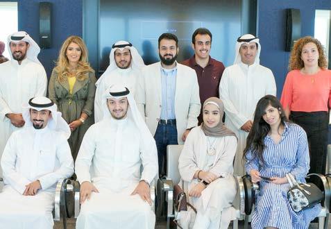 من السار: معا ل وزر التجارة والصناعة ووزر الدولة لشؤون الشباب بالوكالة السد خالد الروضان مع المدر التنذ للمسؤولة الجتماعة ىڡ ش