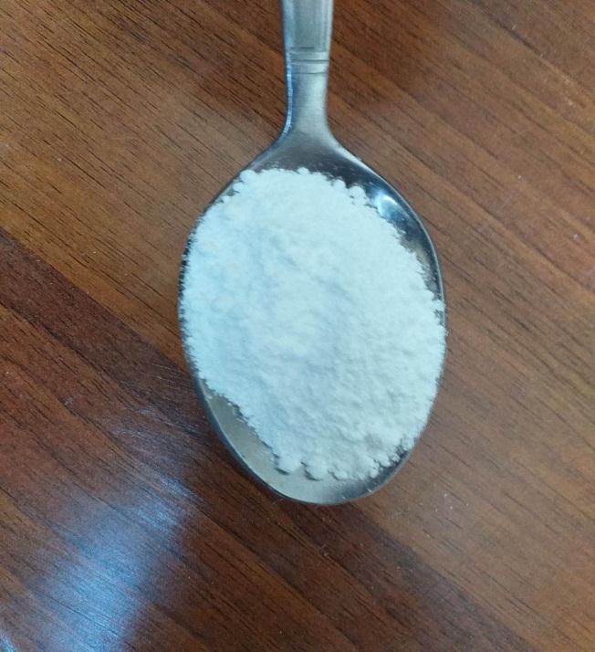 الفصل الثالث الجزء العملي 3-2-4 أوكسيذ الخارصيه Zinc Oxide ر في ذ ا دراطخ اطز دا ظح ق ا وظيد ا برطي ث طفف و فب ح رفد ي فيؾ ا جف ي زي حي يىف ث يفأح ظفح ق أثفيغ و فب ففي ا شفى (3-2 (ZnO) ا ظف ف ف فدي ا