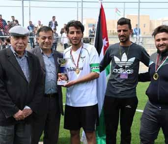 الدراسيني األول والثاين
