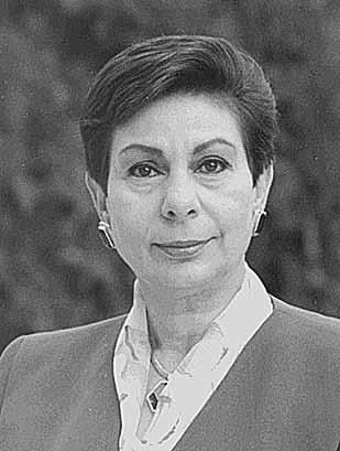2006 شغلت عدد ا من املناصب ادلويلة املرموقة وحصلت ىلع عدة جوائز اعملية. وهلا جائزة باسمها يف اجلمعية األنرثوبولوجية األمريكية ت من ح لك د سنتني.