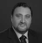 اتلقرير السنوي 2017-2016 القطاع اهلنديس طارق ياسني رئيس القطاع انضم طارق ياسني إىل مكتبة اإلسكندرية اعم 2003 حيث تول منصب مدير اإلدارة اهلندسية ثم تول منصب رئيس القطاع اهلنديس اعم 2012.