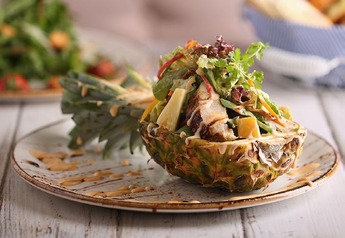 Broccoli cheese balls salad Mix Leaves, Spiral carrots, sliced fresh mushrooms, cherry tomato, cheese balls, Emmental cheese, vinaigrette dressing and orange BBQ Quinoa Salad (Healthy) Fresh leaves,