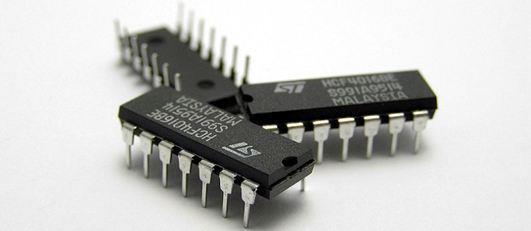 USB 1.1 USB 2.0 USB 3.0 Fire Wire : ويوجد منو نوع ت األوؿ )400 IEEE 1394a )Fire Wire ويدعم حىت 63 جهاز بطوؿ كيبل 4.5 م ت ونقل بيانات بسرعة 400 Mbps ايل.