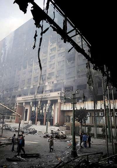Against the dictatorship of the economy Long live the international revolt of the proletariat!