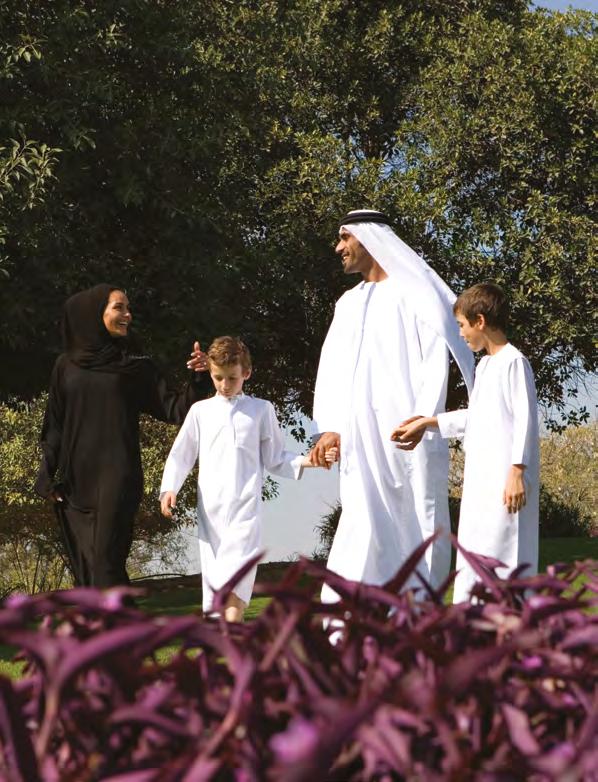 رؤيتنا نسعى لبناء مجتمعات حديثة ومستدامة من خالل تطوير وإدارة المرافق الرياضية والمشاريع السكنية والتجارية والفندقية.