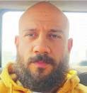 منى زكى تنفصل عن زوجها بسبب التدين تنفصل النجمة منى زكى عن الفنان محمد ممدوح تايسون بسبب تدينها الشديد خالل أحداث مسلسلها الجديد تقاطع طرق وتتزوج محمد فراج وتنجب منه طفل ويتورط ممدح مع الفنان سيد رجب