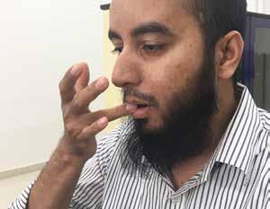 السنن غير الموقوتة واملتأمل للحديث جيد الشيطان حريص ا عىل مشاركة اإلنسان يف كل أموره لينزع الربكة من حياته ويفسد عليه كثري ا من شأنه ومما يدل عىل حرصه عىل مالزمة العبد يف كل أموره قوله :»إ ن الشيط ان