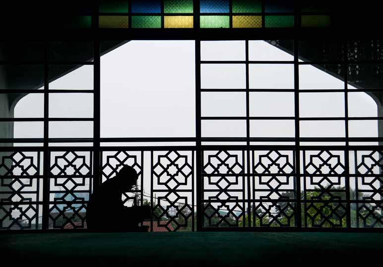 السنن غير الموقوتة و جي م ع أ ص اب ع ه إ ال اإل هب ام :»ف إ ن هؤ ال ء ت ج م ع ل ك د ن ي اك و آخ ر ت ك» ))).