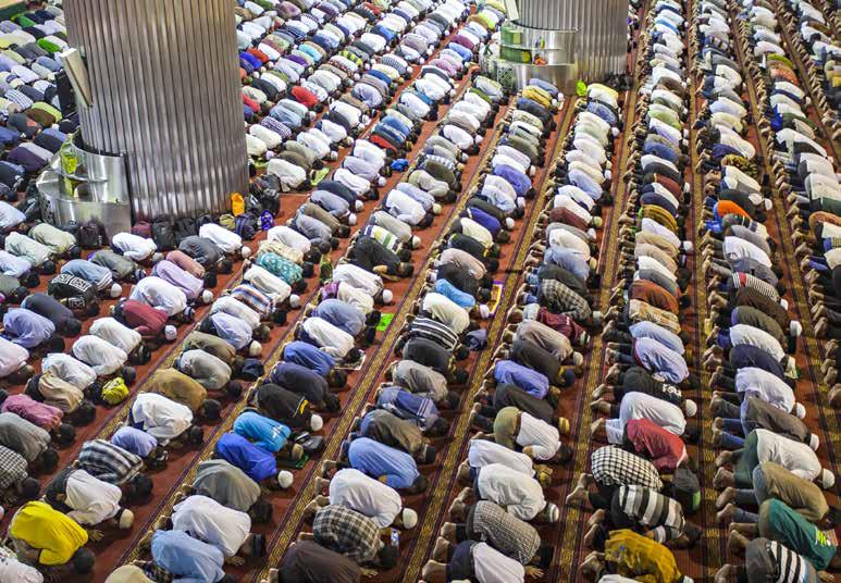 سنن وقت الفجر س ن ن في الص الة ختلفك عن صالة اجلامعة يف املسجد حيرمك فضائل عديدة حتى خطواتك إىل املسجد ترفعك عند اهلل درجات ومتحو عنك اخلطيئات.