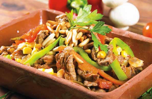 شرائح سوتيه من حلم البقر مع التوابل االأ سيوية مغطاة بطماطم م شوية تقدم مع بطاطا مقلية 97. Marinated Beef 54.