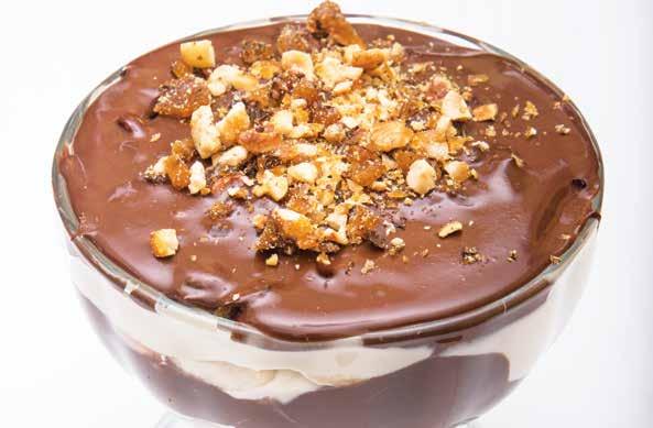 nuts مامز لو شيو س بنانا شوكو فطيرة رقيقة ومقرم ضة مغطاة باملوز ال شوكوال ا أالبي ش واالأ ضود