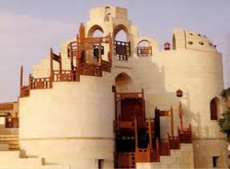 ان صف ان ع بر نه ب : شكل )30 ) المعماري عبد الحل م ابراه م - ان ع بر عبذ انغه ى إبزا ى: -3 5 أ و لد المعماري عبد الحل م إبراه م وم 1 سبتمبر 1941 ف