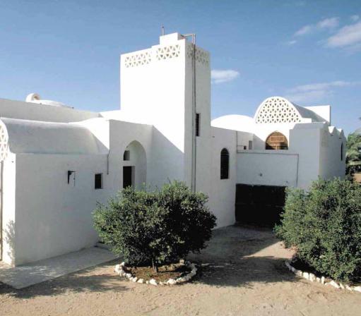 ة بجامعة فؤاد األول عام 1926 م ]14[.