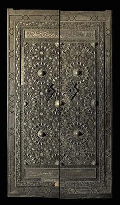 Fig. (2) (3) (4) A pair of massive Mamluk revival silver and gold inlaid brass overlaid wooden doors Signed Elias Hatoun, Egypt, 1906 A.D [4]. 3.