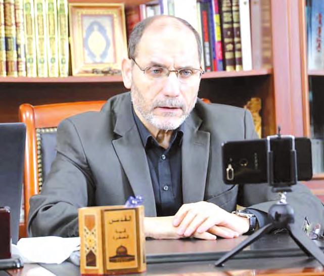 أقالم الو سط يف مواجهة روما ر سالة إىل الرئي س تبون تاكفارينا س قائد املزاملة أورا س النمام شة هذه بع ض شروط نحاج االنتخابات املقبلة بقلم : عبد اجلليل الوايل بقلم : اح سن خال ص ص