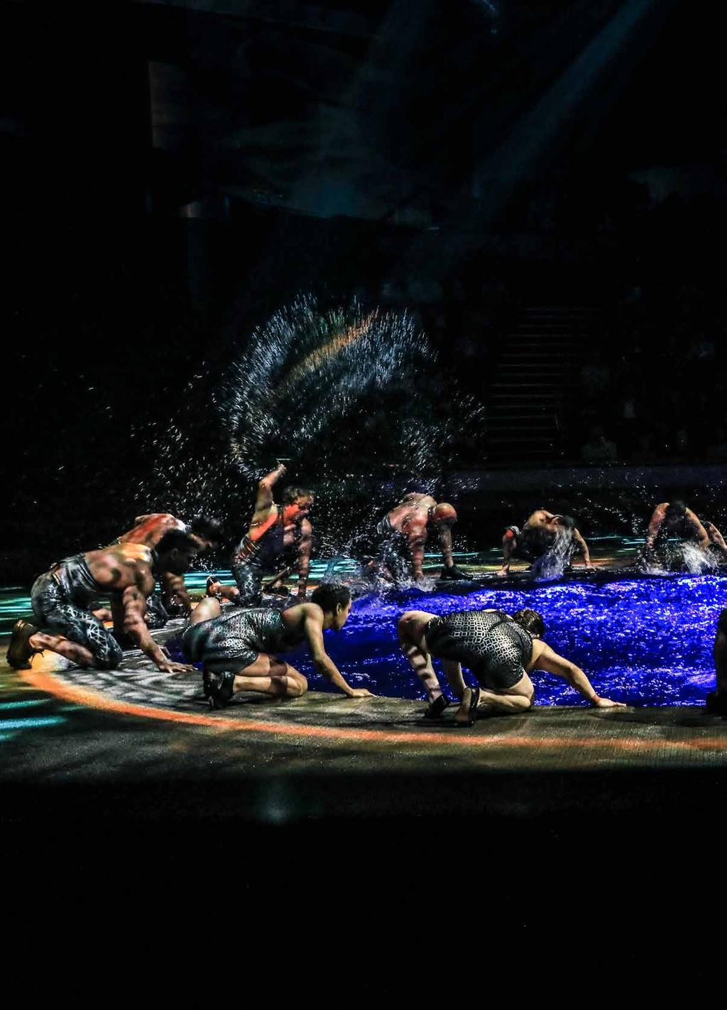 WORLD-CLASS ENTERTAINMENT Brought to Dubai by the Al Habtoor Group, La Perle by Dragone is the region s first permanent show, boasting 450 performances per year in a tailor-made state-of-the-art
