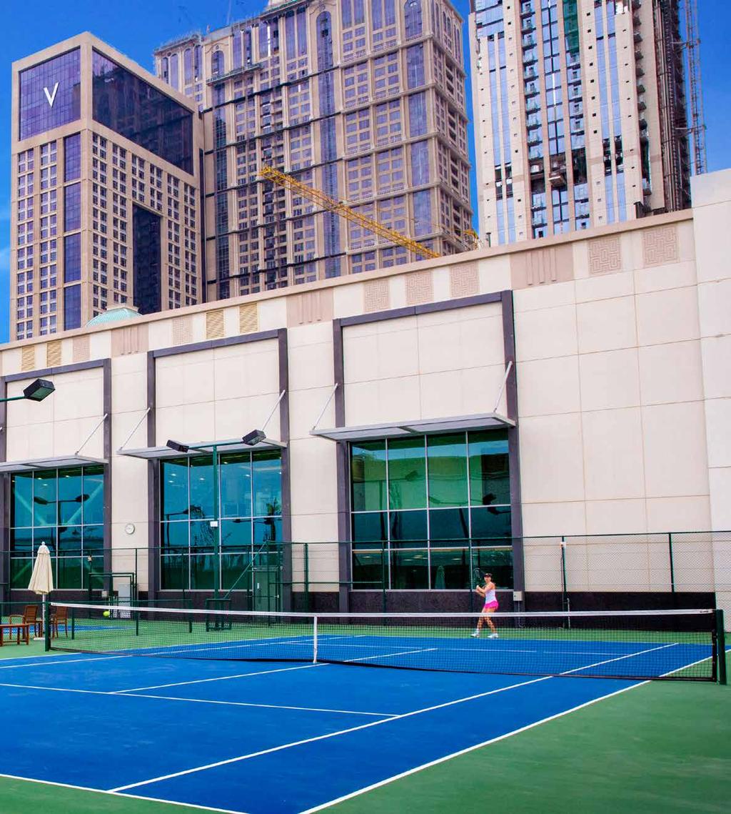 أكاديمية الحبتور للتنس تشكل المنشأة األحدث لرياضة التنس حيث تتيح مزاولة رياضة التنس على مدار العام