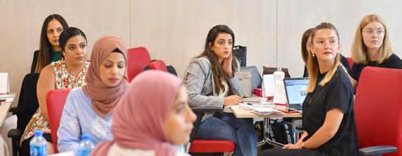 إدارة أعمال الشركات الشمول المالي برامج تمكين المرأة فلسطينية أكثر من 4000 مستفيدة ومستفيد من برنامج التوعية المصرفية: في هذا العام استفاد 4,400 شخص من مجموعة البرامج المقدمة.