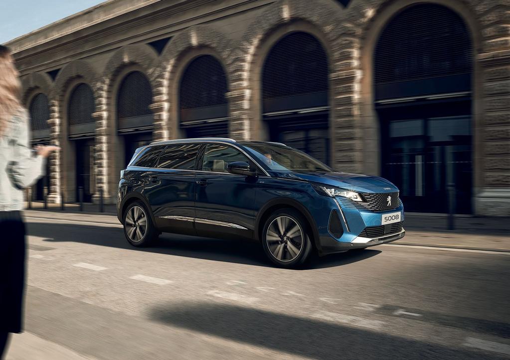 REFRESHING MODERNITY The new 7-seater SUV PEUGEOT 5008 draws the perfect balance between power and refinement with a renewed sense of elegance & modernity.