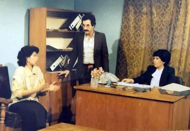 ولعل الجمهور في جميع تلفزيونات البلدان العربية لن ينسى المسلسل الثقافي التعليمي الرائد ( اين مكاني من االعراب ) الذي ادت فيه دور ( قواعد( لتسعين حلقة جمعت ضوابط اللغة العربية السليمة الى جانب فنانين