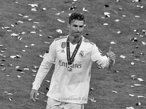 وبني»العميد«. وج اءت العقوبة ب صبب م صاركة الاعب يف إاحدى ال دورات الرم صانية املقامة باأحد حواري مدينة جدة.