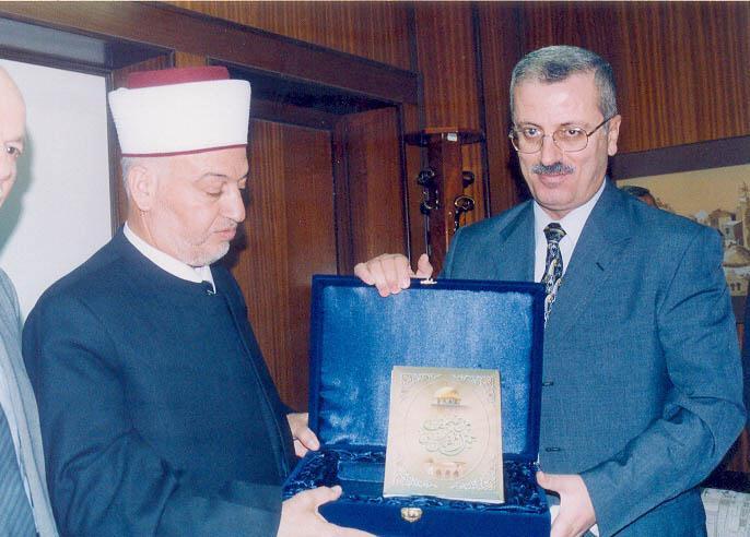 المشدددارمة فدددي مسدددابمة أنديدددة الشددارقة حيددث فددازت فبسددطين