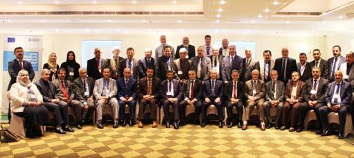 الت ي يقدمها الطالب والت ي التتجاوز 10 خي ارات موضحا أن التقدمي سيكون عبر بوابة الدراسات وان آخر موعد للتقدمي هو الس اعة الثانية عش رة من منتص ف الليل لي وم الثالث اء املقبل املصادف السابع من تشرين