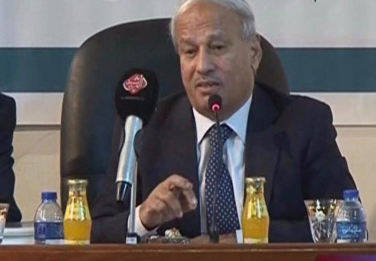 إنها دعوة للتمس ك مبوروثن ا اإليجابي وف ي املقدم ة من ه إحت رام املرأة واإلهتم ام بالطفول ة بوصفهما أه م رك ن ف ي األس رة وم ن ثم اجملتمع.
