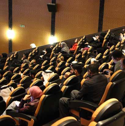 qa/ /qbb-conference في دائرة الضوء منيرة البوعينين أخصائي خدمات المعلومات بمكتبة قطر الوطنية عضو مؤسسة قطر تتحدث عن رحلتها في مؤسسة قطر وولعها بالتصوير.