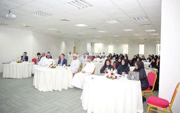 العامين بالتعاون مع الرابطة تحت عنوان دور املؤسسات املالية التنموية يف تنمية االقتصاد الوطني وقد رعى افتتاح الندوة معايل الشيخ الفضل بن محمد الحاريث األمني العام ملجلس الوزراء بحضور ممثلني للمؤسسات