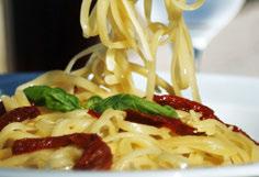 Pasta الباستا Whole Wheat penne & spaghetti... سباغيتي وبيني القمح الكامل )متوفر عند الطلب( )Available on request)...5.00 Linguine Aglio e Olio.