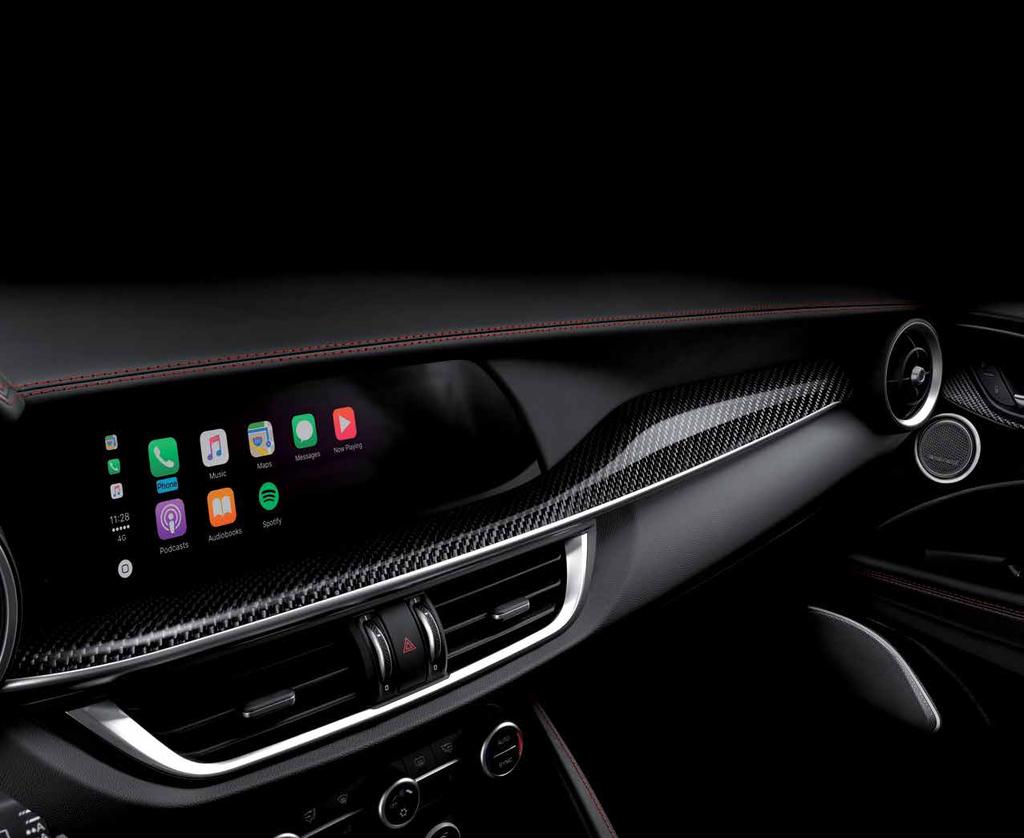 أطل ق العنان ألحاسيسك MAXIMISE YOUR SENSATIONS APPLE CARPLAY The smart way to use iphone while driving.